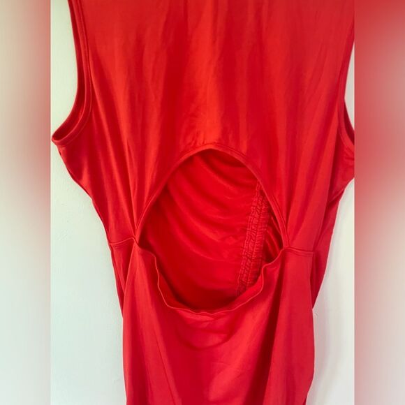 Woman’s Stretch rushing Bodycon cut out back Dress new with out tags size XL RED - Picture 8 of 8